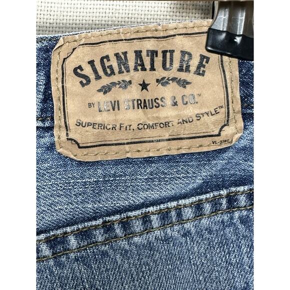 Levi’s Strauss & Co. Signature Men's Relaxed Fit Jeans 34x30 Medium Wash Denim - Picture 11 of 13